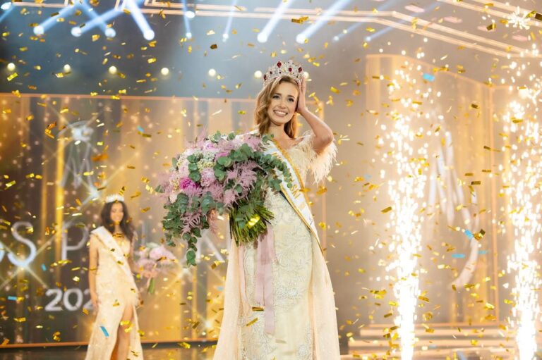 Nadszedł ten moment! Tytuł 👑Miss Polski 2025 otrzymała Oliwia Mikulska z Żar!